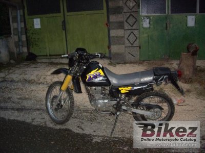 1998 Suzuki DR 125 SE photo